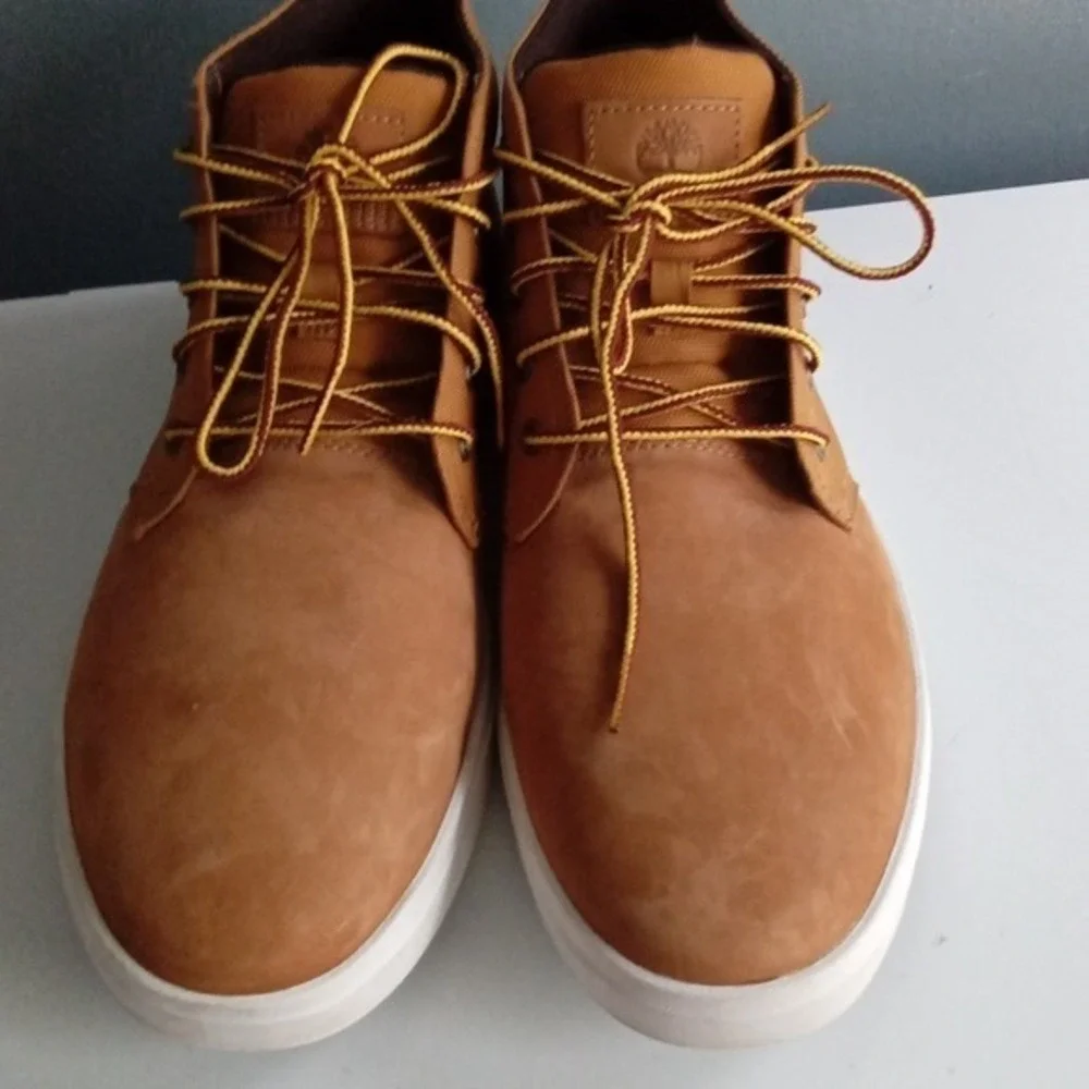 Timberland Groveton Chukka Wheat Nubuck Leather Mid Top Sneakers A1GIG Mens 10.5